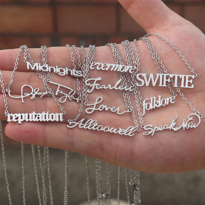 ALBUM NECKLACE